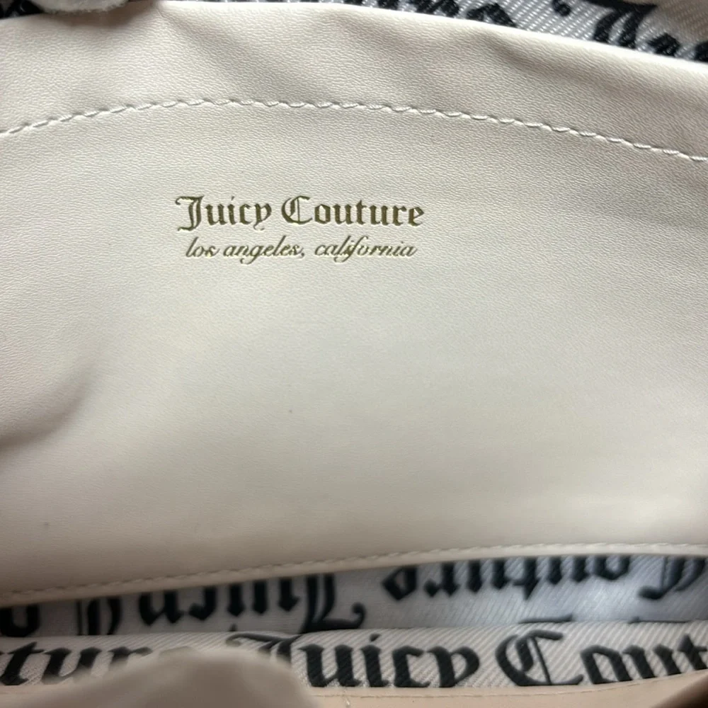 Juicy Couture Black Promenade Wristlet